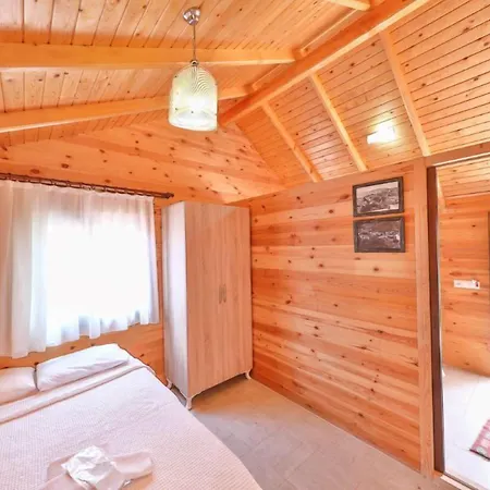 ホリデーパーク Olympos Mocamp カシュ